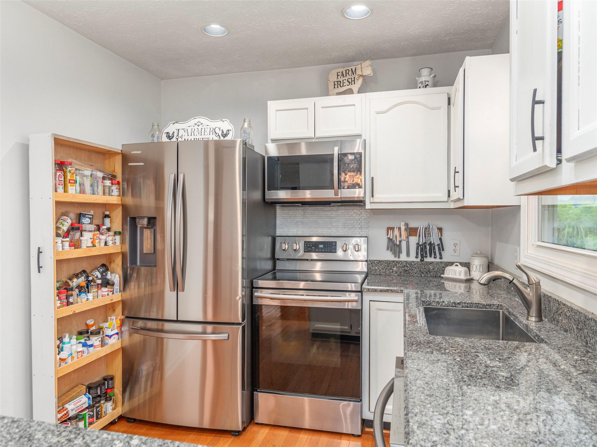 578 Hilltop Farm Road Canton, NC 28716 - Photo 17 of 41 Gallery Image 17