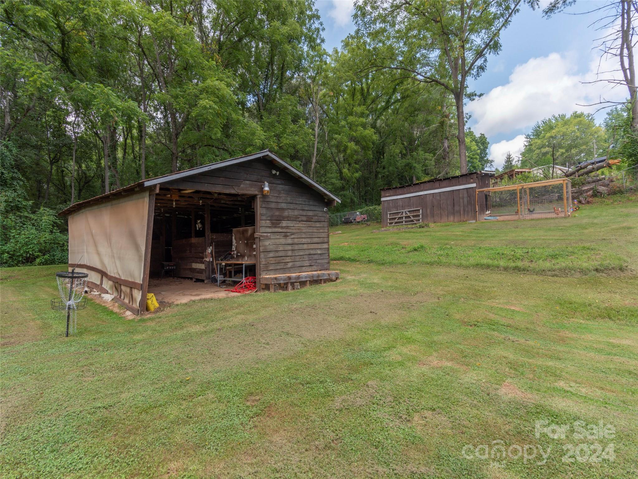 578 Hilltop Farm Road Canton, NC 28716 - Photo 32 of 41 Gallery Image 32