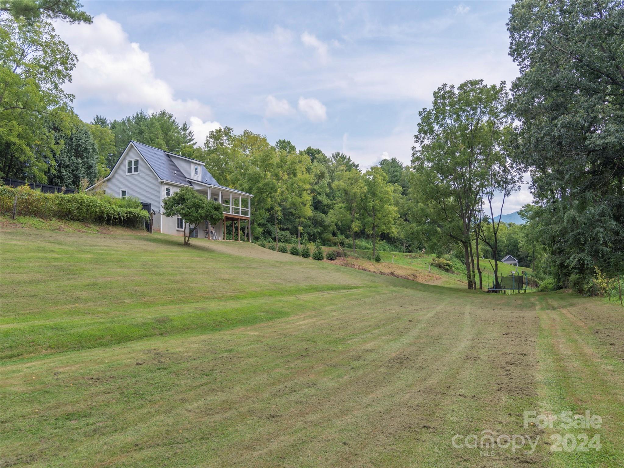 578 Hilltop Farm Road Canton, NC 28716 - Photo 34 of 41 Gallery Image 34