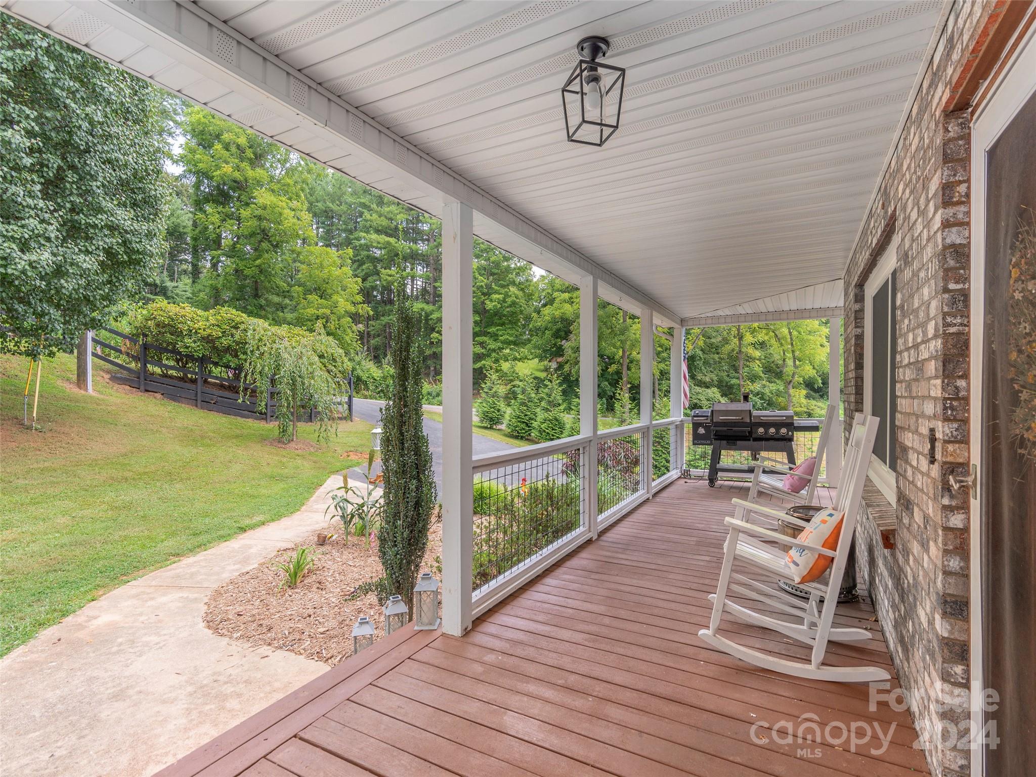 578 Hilltop Farm Road Canton, NC 28716 - Photo 4 of 41 Gallery Image 4