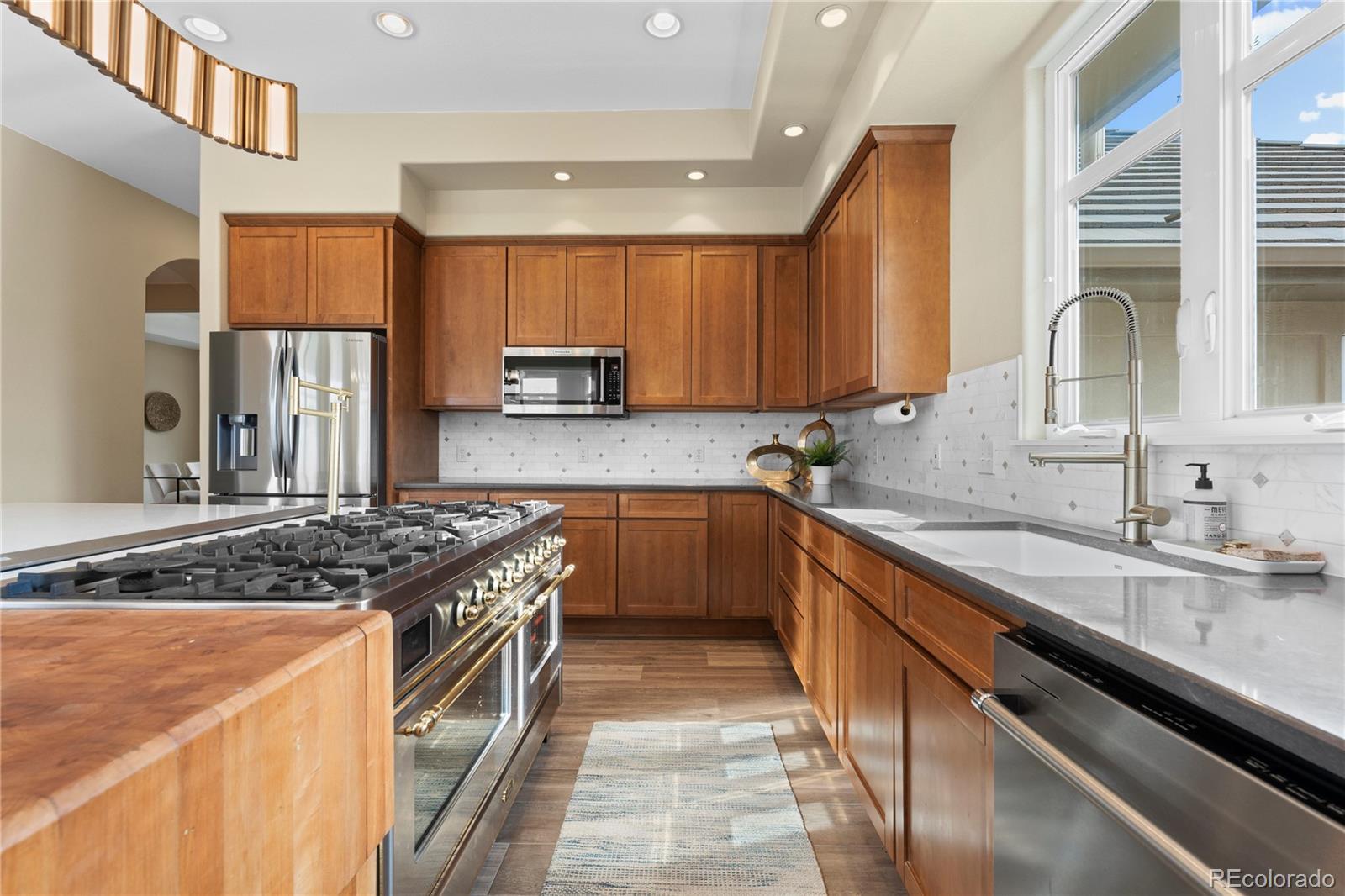 6329 Diamond Ridge Parkway Castle Rock, CO 80108 - Photo 13 of 47