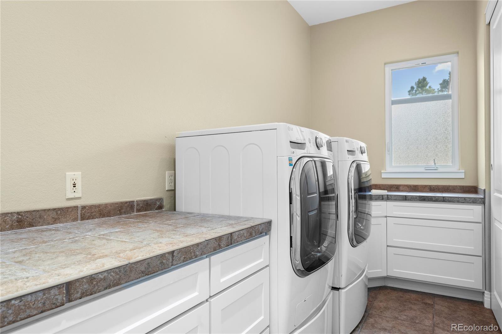 6329 Diamond Ridge Parkway Castle Rock, CO 80108 - Photo 29 of 47