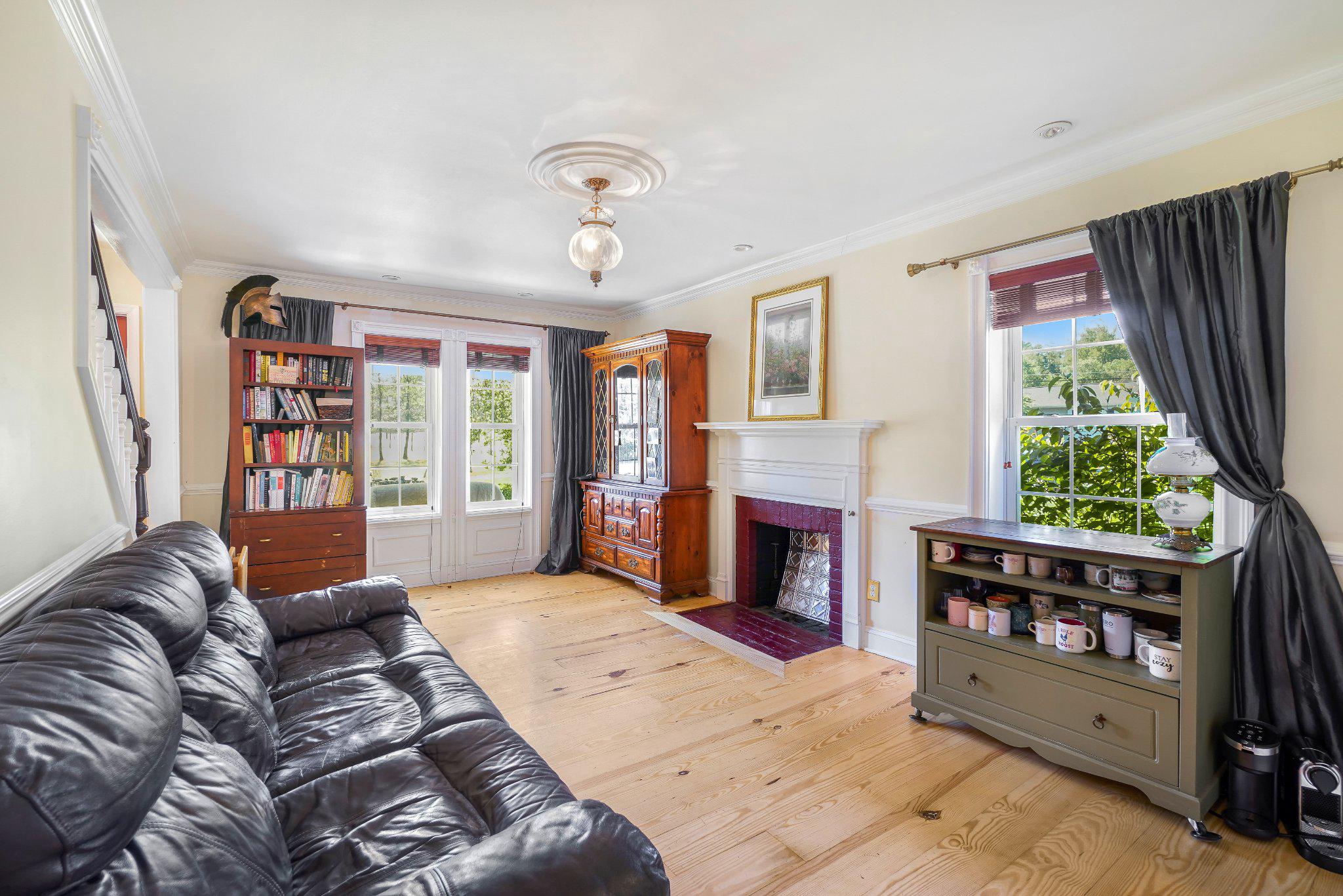 8446 Turnbull Road Warrenton, VA 20186 - Photo 23 of 39 Formal Living or Flex Space