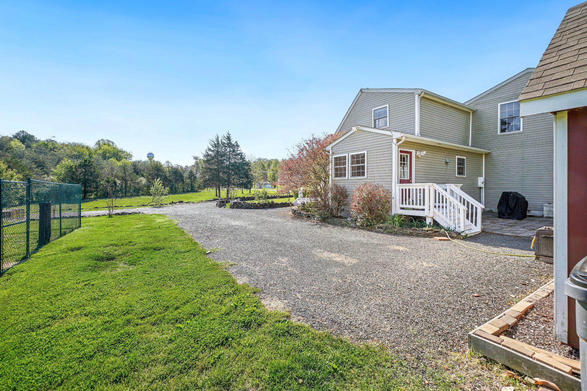 8446 Turnbull Road Warrenton, VA 20186 - Photo 8 of 39