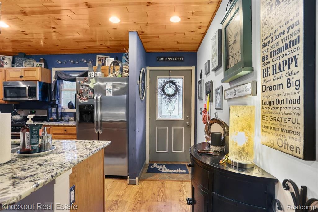 6720 Townline Road Birch Run, MI 48415 - Photo 7 of 26 Gallery Image 7