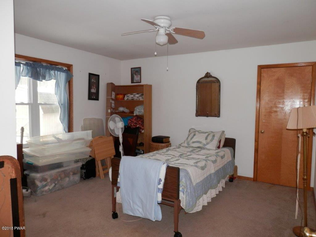 116 Indian Trail Road Milford, PA 18337 - Photo 10 of 13 P1211625