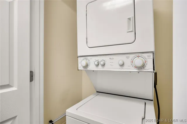 $139,900 | 5112 Osage Beach Parkway, Unit 413, Osage Beach, MO 65065