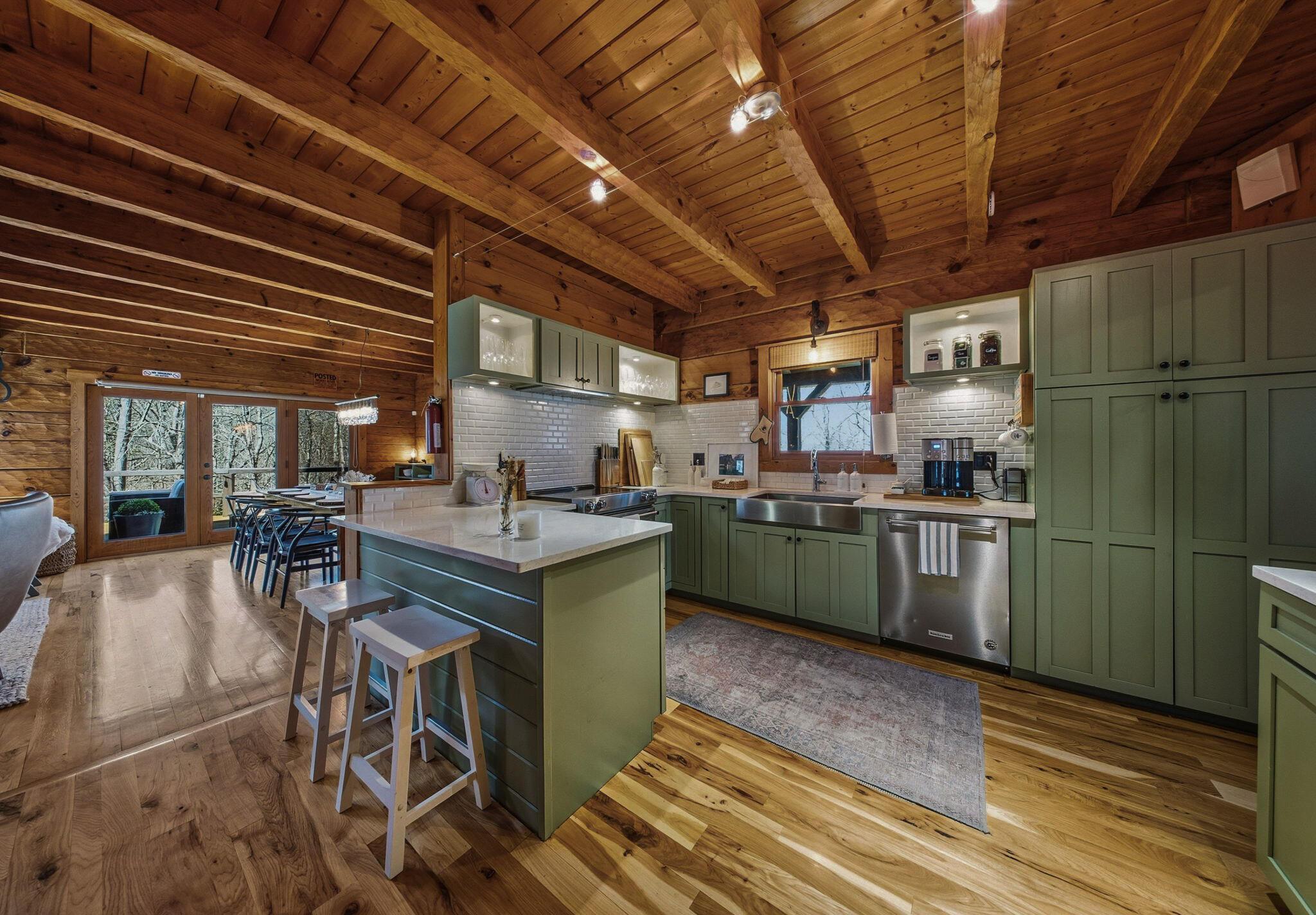11471 Starner Road Rockbridge, OH 43149 - Photo 6 of 37 Gallery Image 6