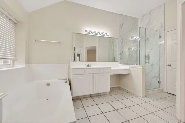 $2,200 | 11347 Corola Trail Drive, Houston, TX 77066