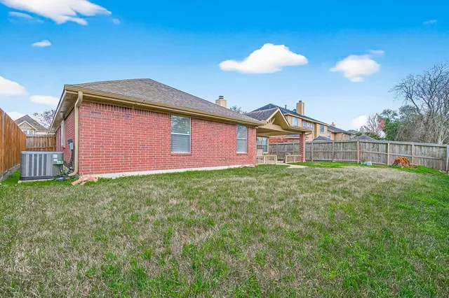 $2,200 | 11347 Corola Trail Drive, Houston, TX 77066