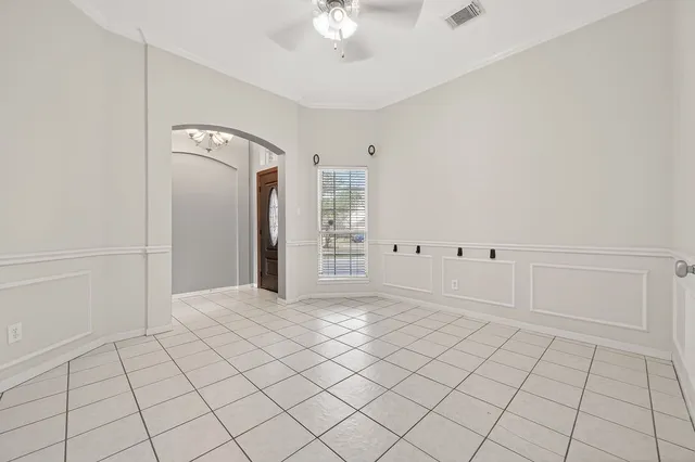 $2,200 | 11347 Corola Trail Drive, Houston, TX 77066