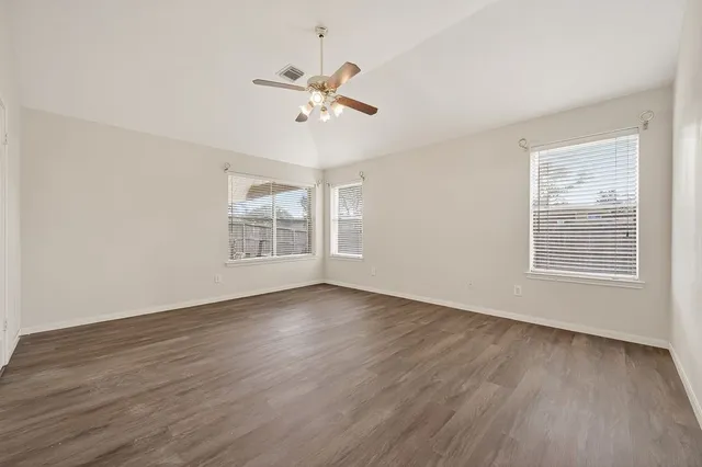 $2,200 | 11347 Corola Trail Drive, Houston, TX 77066