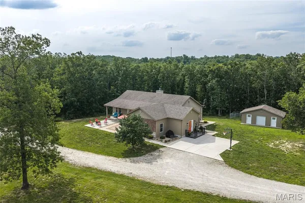 $849,000 | 956 Rustling Oaks Lane, Sullivan, MO 63080