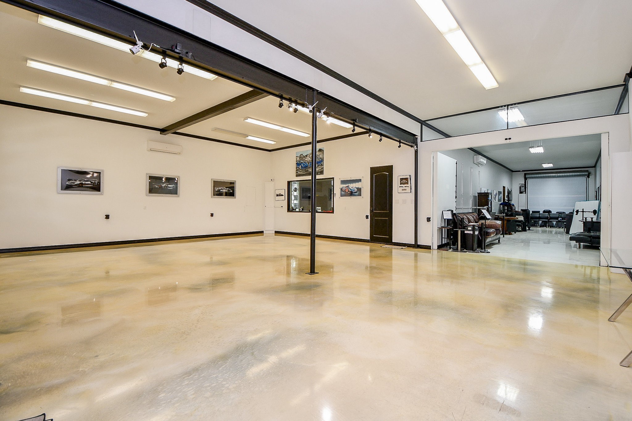 4119 Allen Street Houston, TX 77007 - Photo 18 of 50 a view of a gym