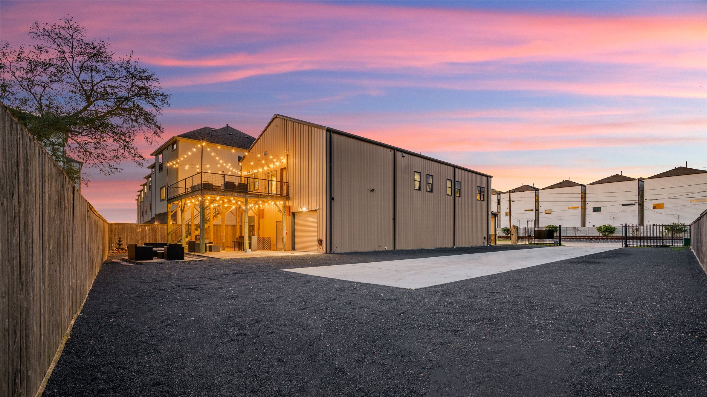 4119 Allen Street Houston, TX 77007 - Photo 3 of 50 a view of a street with a building in the background