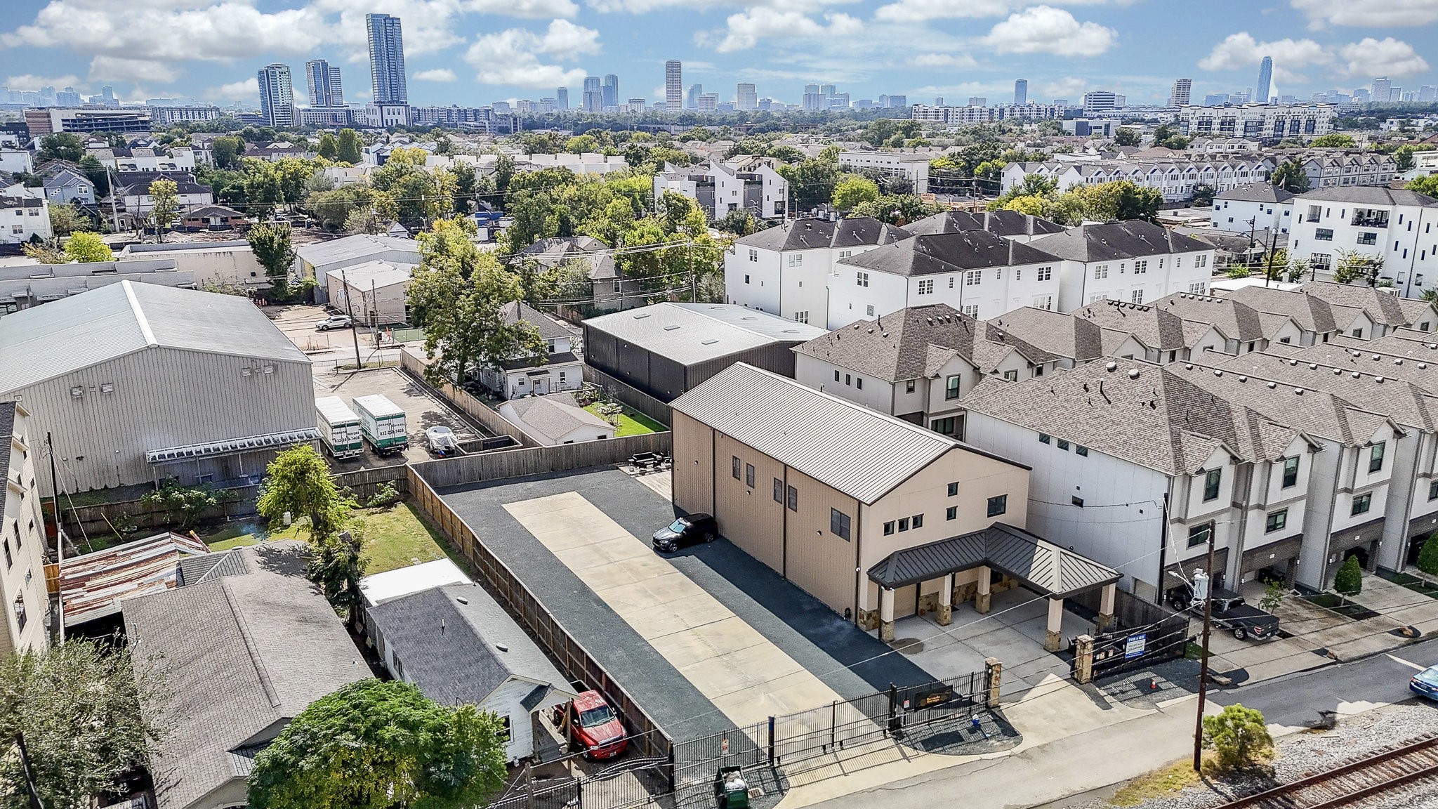 4119 Allen Street Houston, TX 77007 - Photo 50 of 50 an aerial view of a city with lots of residential buildings