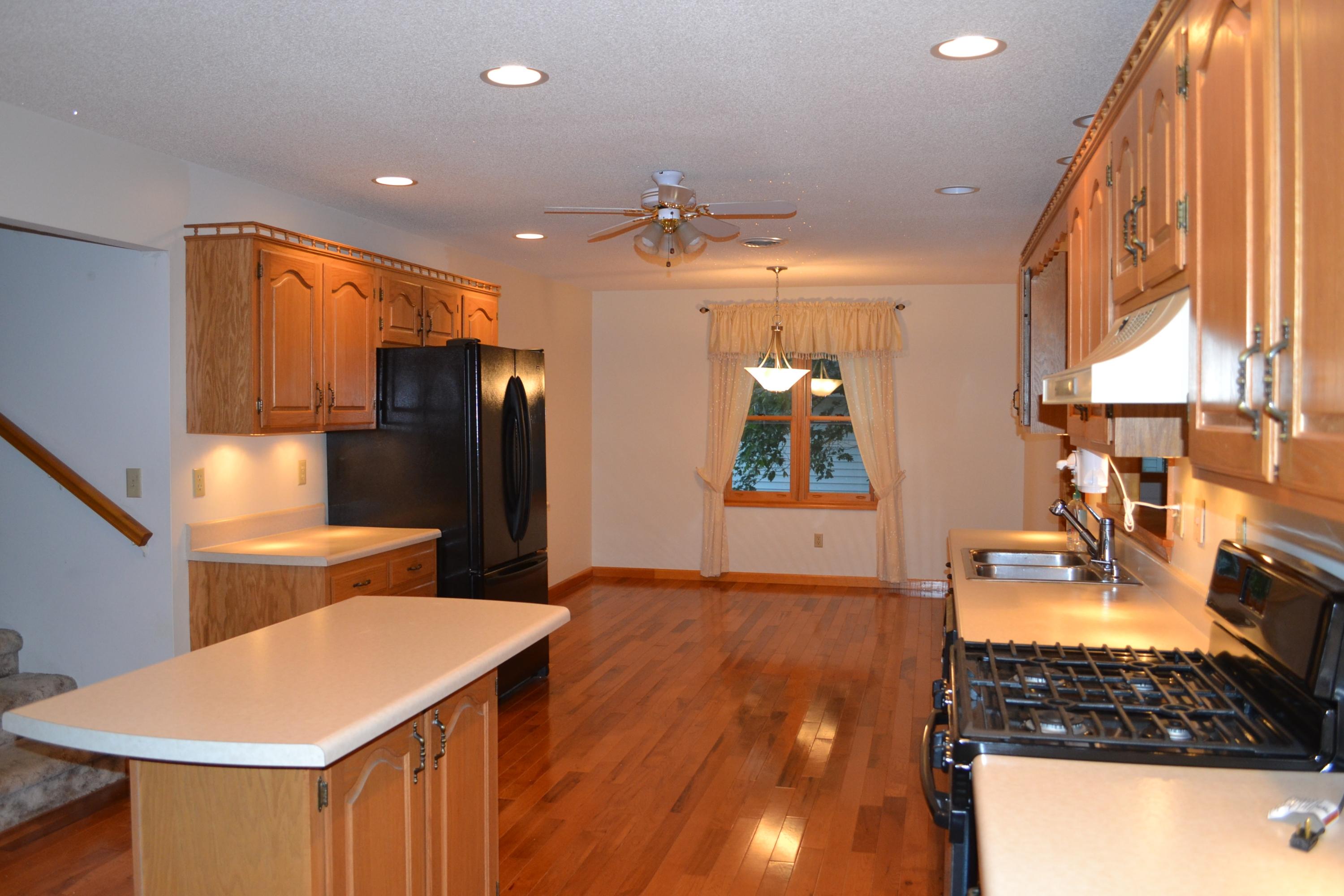 2448 Brewer Road Crossville, TN 38572 - Photo 23 of 34 Kitchen with eat in
