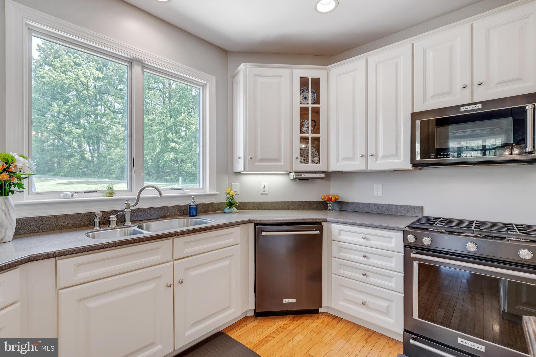 1331 Pikeland Road Chester Springs, PA 19425 - Photo 12 of 38 KitchenAid appliances