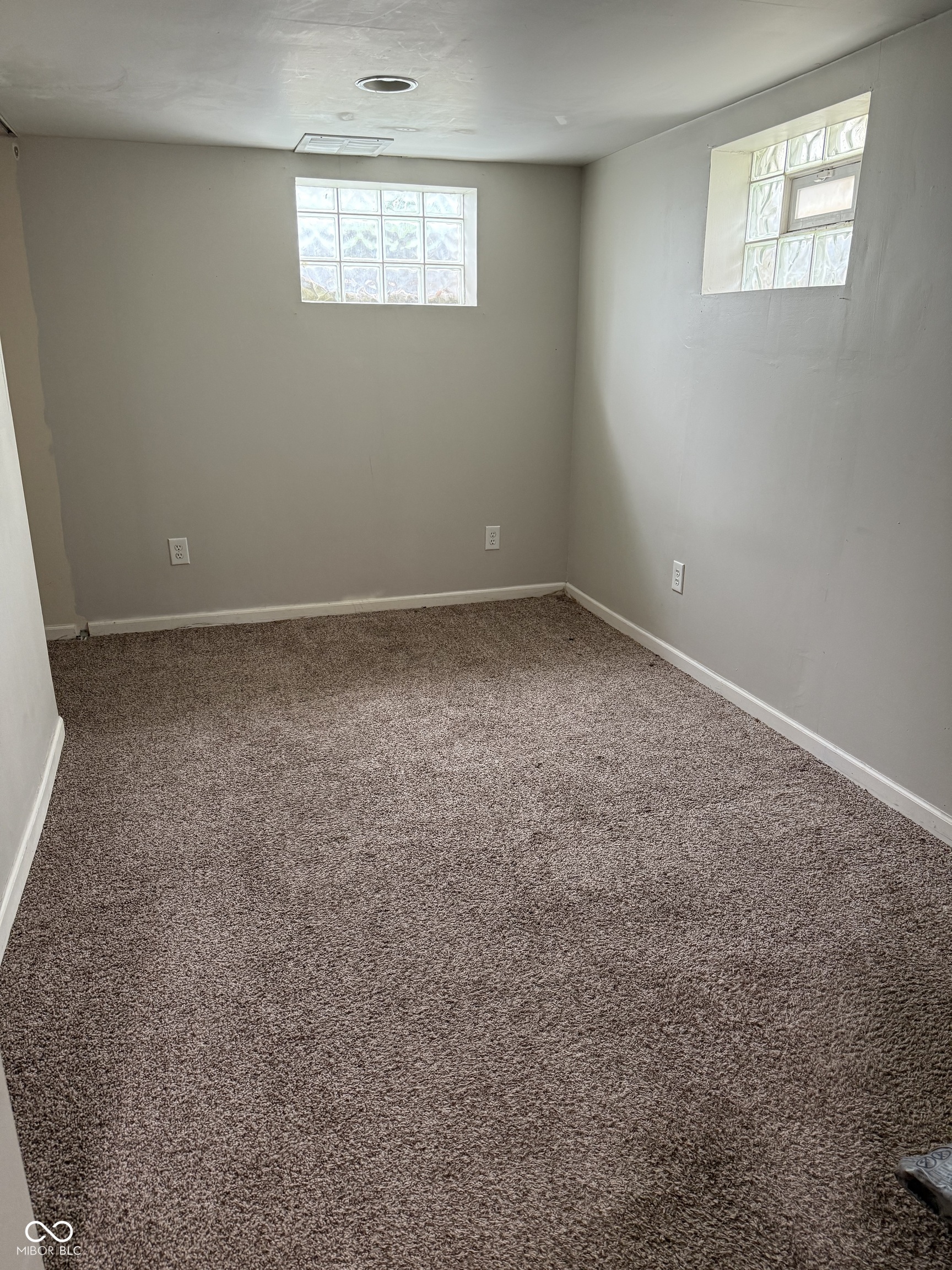 1654 Broad Ripple Avenue Indianapolis, IN 46220 - Photo 8 of 13
