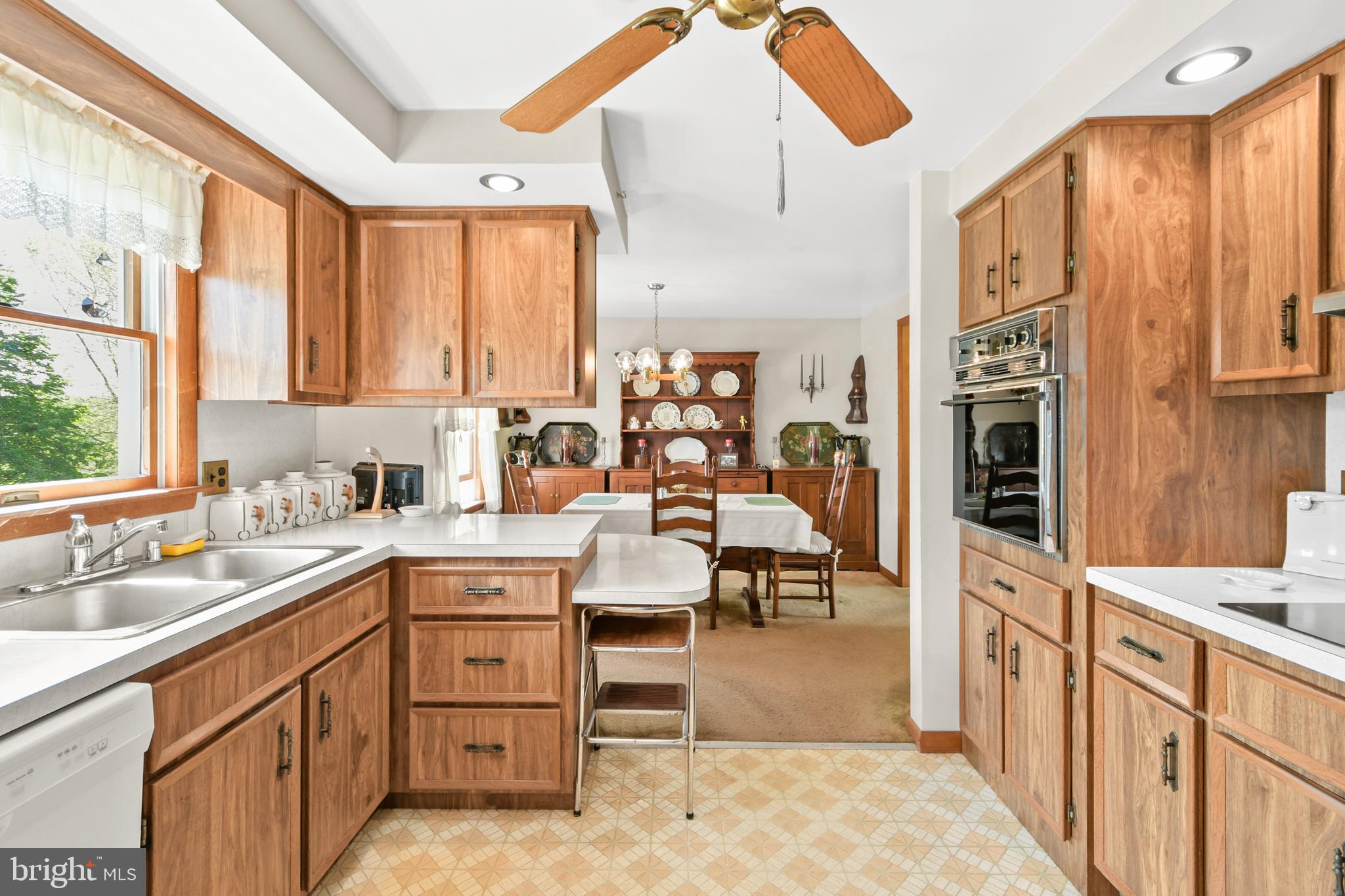 8853 Mapleville Road Mount Airy, MD 21771 - Photo 24 of 44 Kitchen