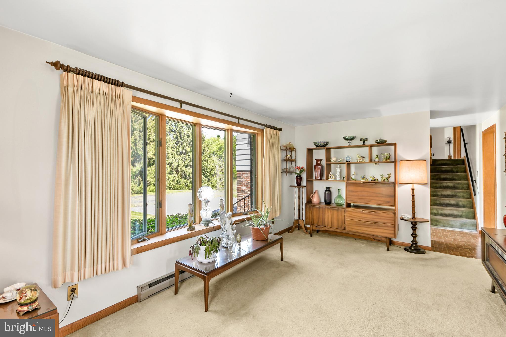 8853 Mapleville Road Mount Airy, MD 21771 - Photo 6 of 44 Family Room with Bright Lights