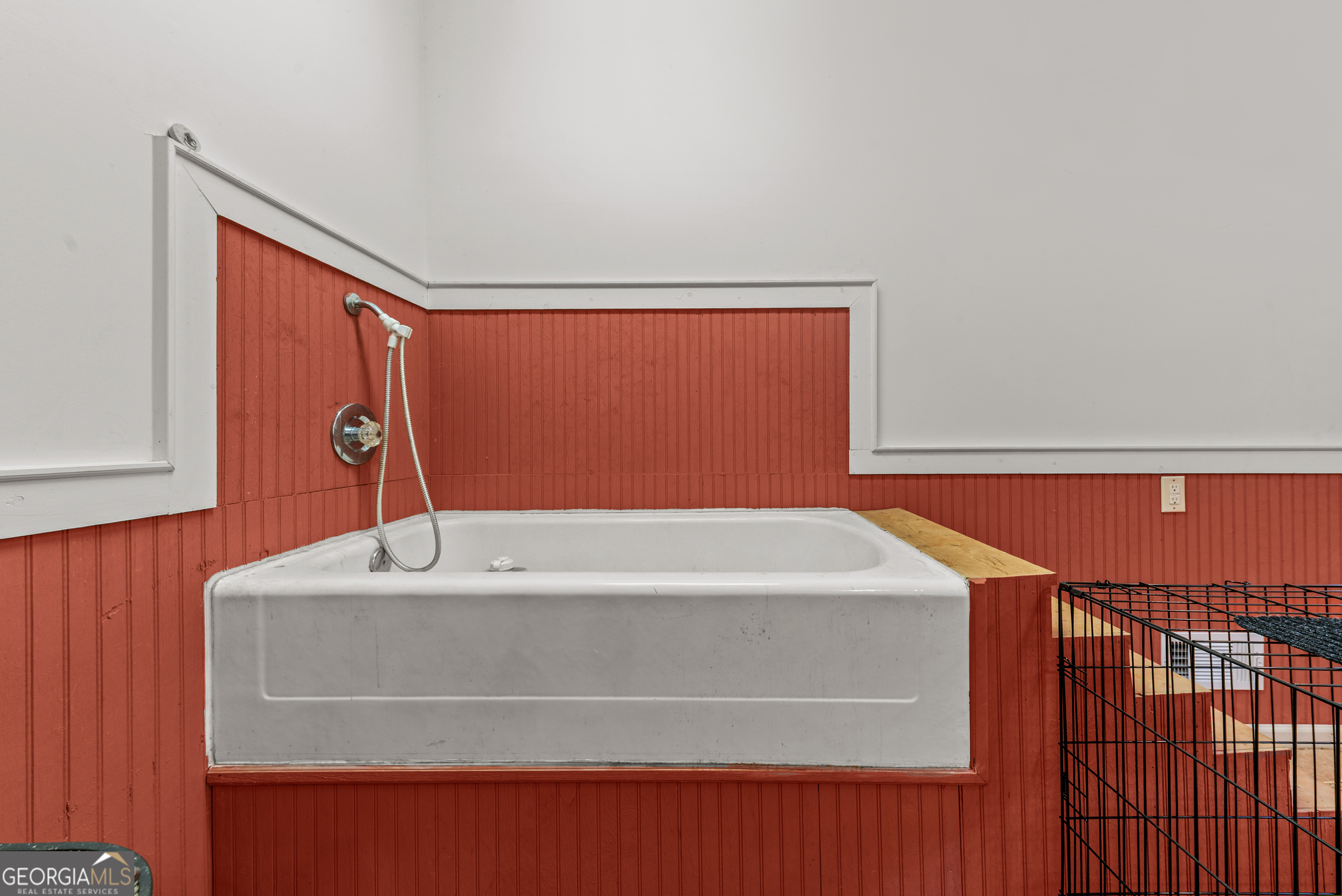 1370 Deerwood Drive Rutledge, GA 30663 - Photo 34 of 43 a bathroom with a tub and a sink