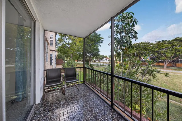 $152,000 | 7300 Northwest 17th Street, Unit 203, Plantation, FL 33313