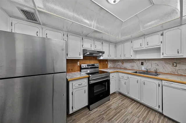 $152,000 | 7300 Northwest 17th Street, Unit 203, Plantation, FL 33313