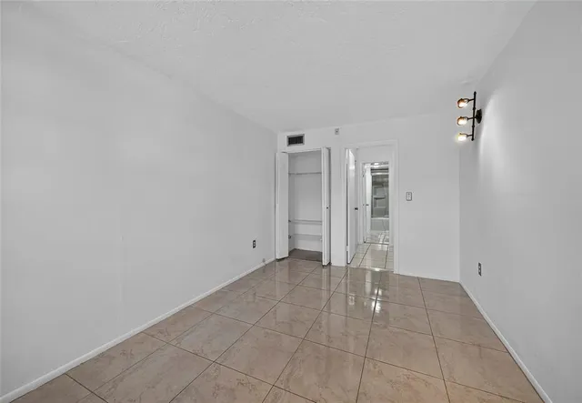 $152,000 | 7300 Northwest 17th Street, Unit 203, Plantation, FL 33313