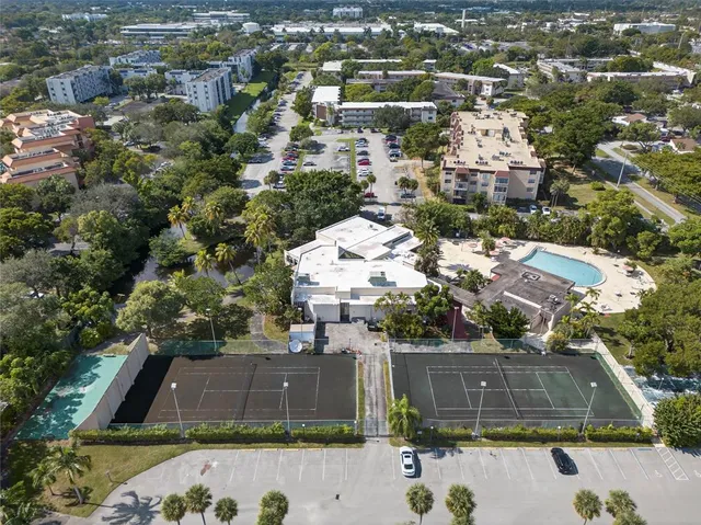 $152,000 | 7300 Northwest 17th Street, Unit 203, Plantation, FL 33313