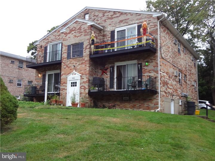 842 Garrett Lane Springfield, PA 19064 - Photo 3 of 22 Gallery Image 3