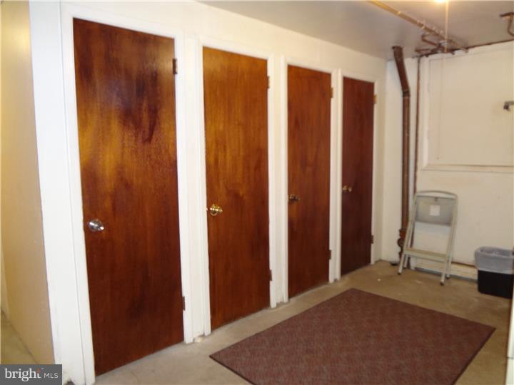 842 Garrett Lane Springfield, PA 19064 - Photo 9 of 22 Gallery Image 9