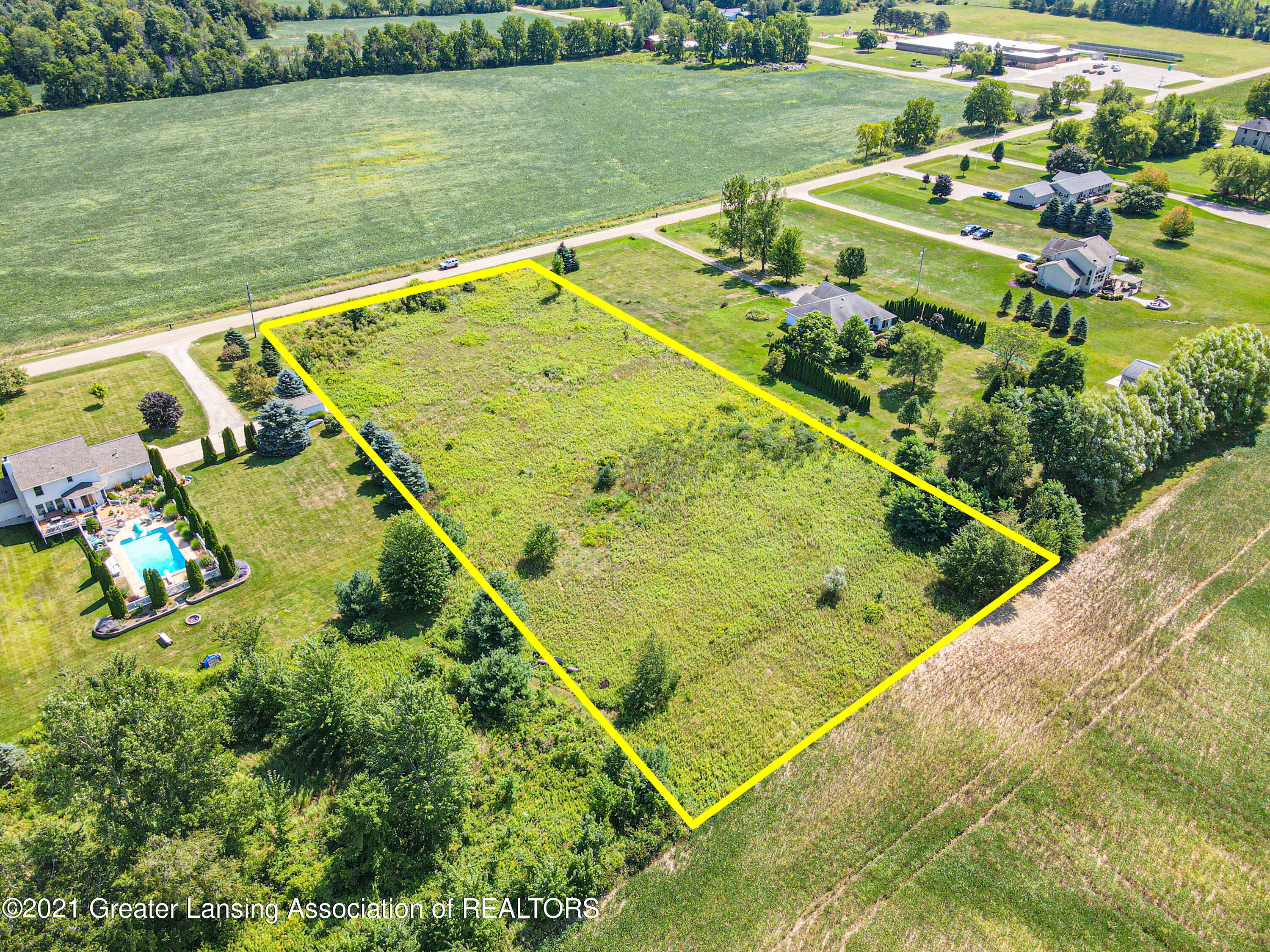 7840 South Lowell Road St. Johns, MI 48879 - Photo 4 of 12 7840_S_Lowell_Rd-4