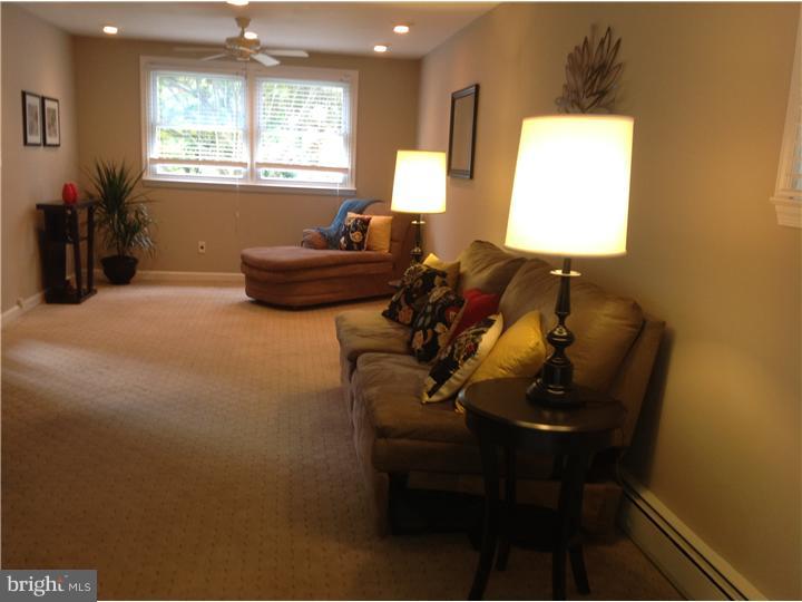 480 Hillendale Road Media, PA 19063 - Photo 10 of 25 Family Room