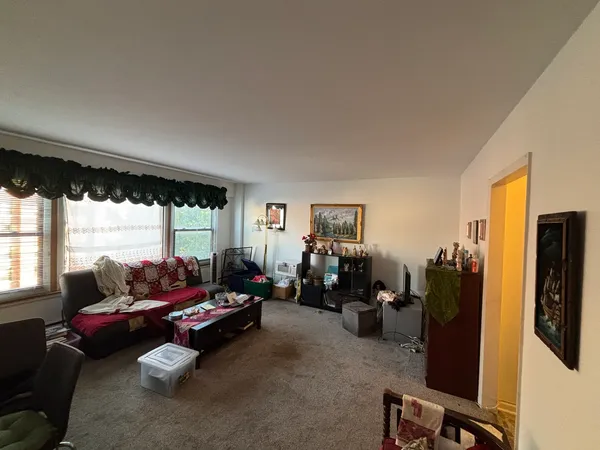$95,000 | 4880 North Marine Drive, Unit 611, Chicago, IL 60640
