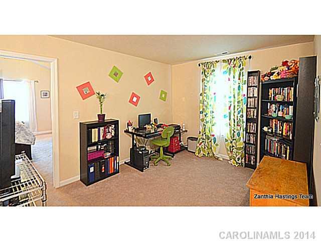 1010 Mearn Road Charlotte, NC 28216 - Photo 13 of 16