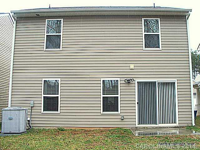 1010 Mearn Road Charlotte, NC 28216 - Photo 15 of 16