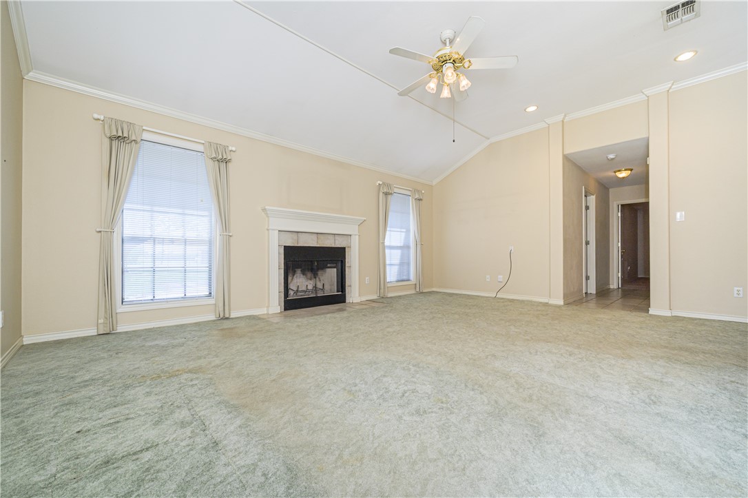 10416 7th Street Pettus, TX 78146 - Photo 4 of 40 a view of an empty room with a window