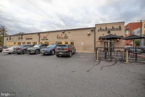 $275,000 | 7054 Eastern Avenue Northwest, Unit 304, Washington, DC 20012