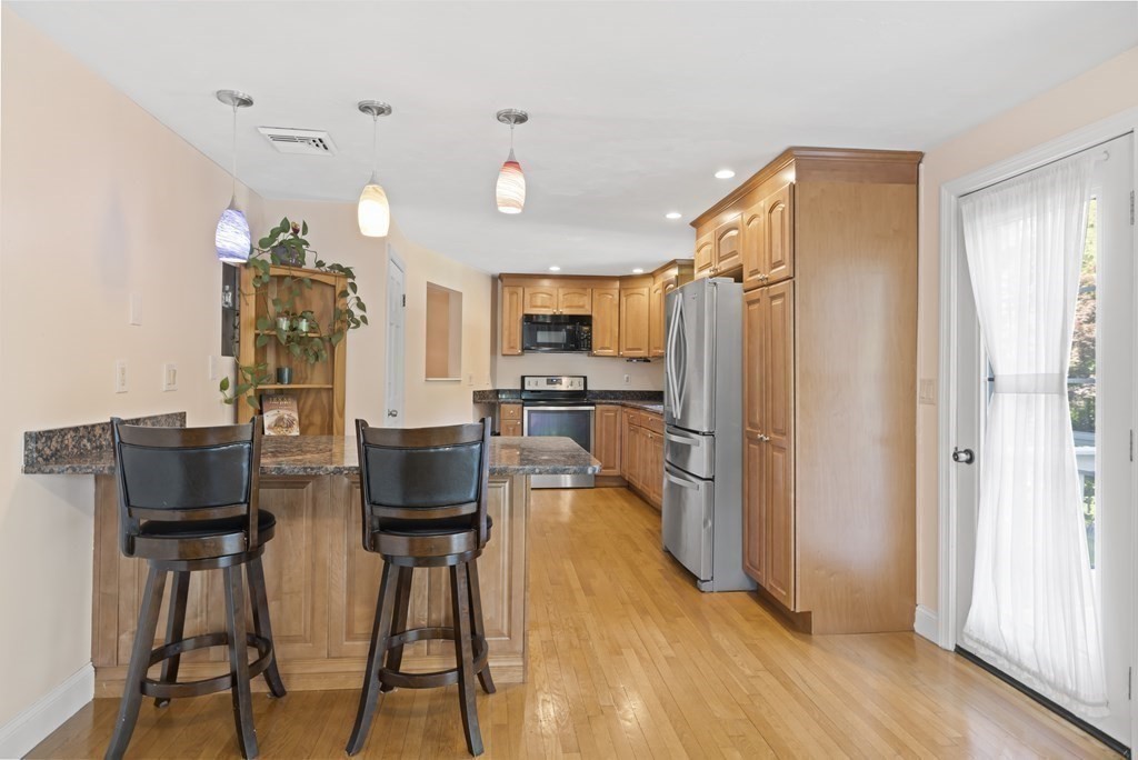 4 Institute Road North Grafton, MA 01536 - Photo 3 of 35 Gallery Image 3