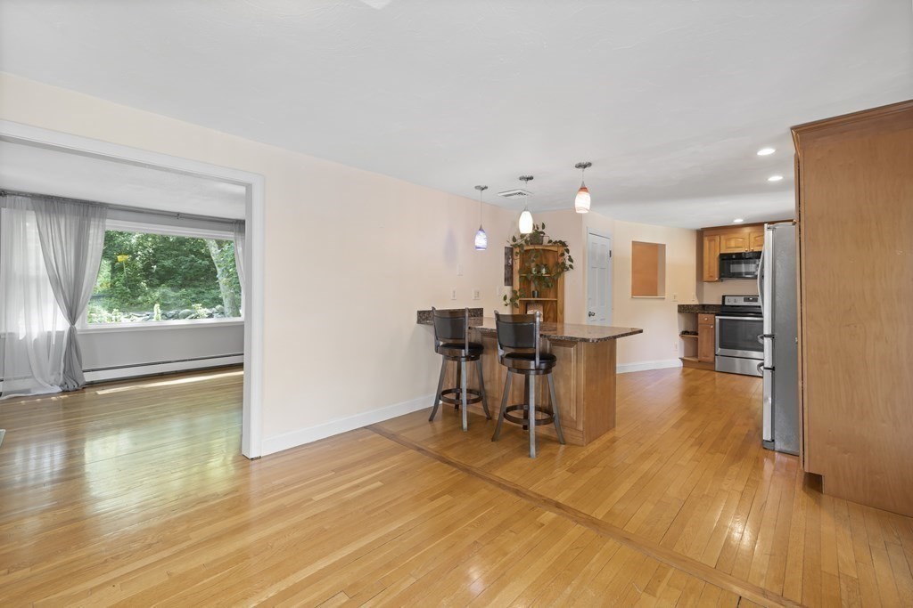 4 Institute Road North Grafton, MA 01536 - Photo 7 of 35 Gallery Image 7