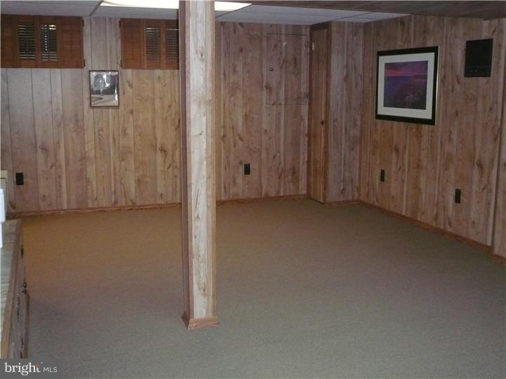 396 Bolton Road East Windsor, NJ 08520 - Photo 10 of 12 Basement - Finished