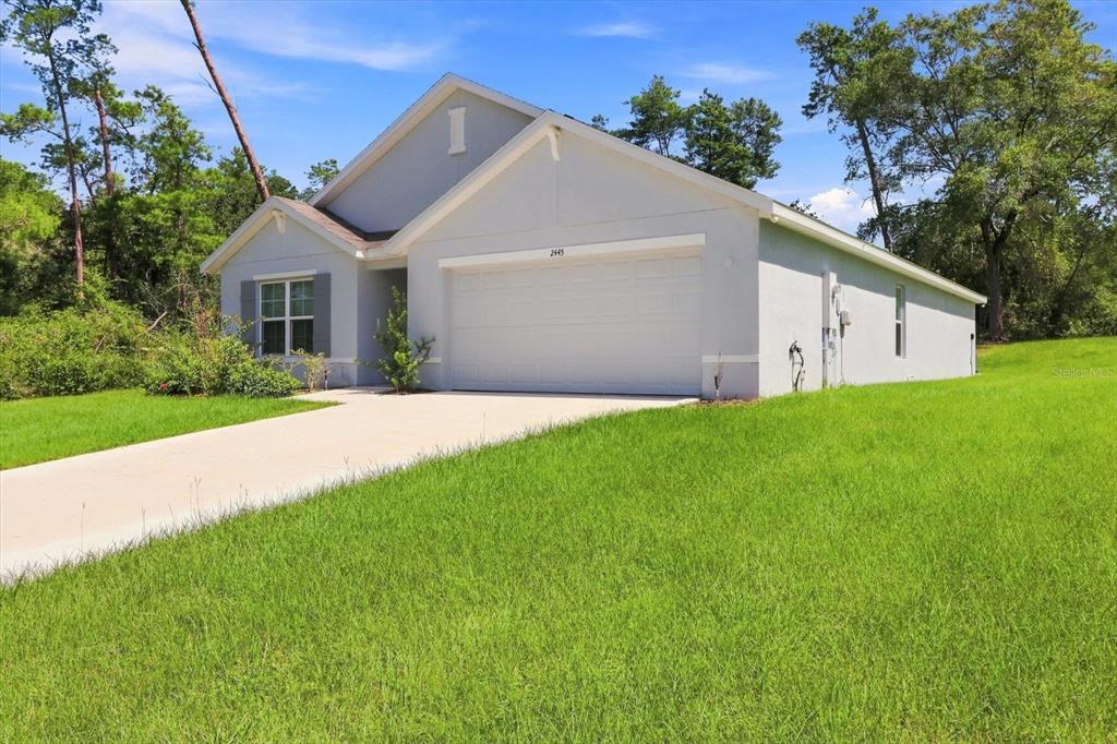 2445 Southwest 164th Street Road Ocala, FL 34473 - Photo 3 of 40 Gallery Image 3