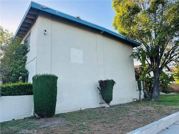 $2,100 | 607 North Dalton Avenue, Unit 1, Azusa, CA 91702