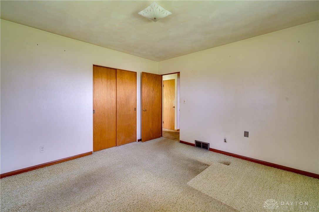 110 North Tecumseh Road Springfield, OH 45504 - Photo 15 of 37