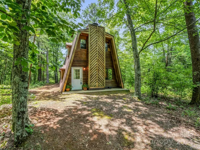 $449,000 | 740 Justice Drive, Lake Lure, NC 28746