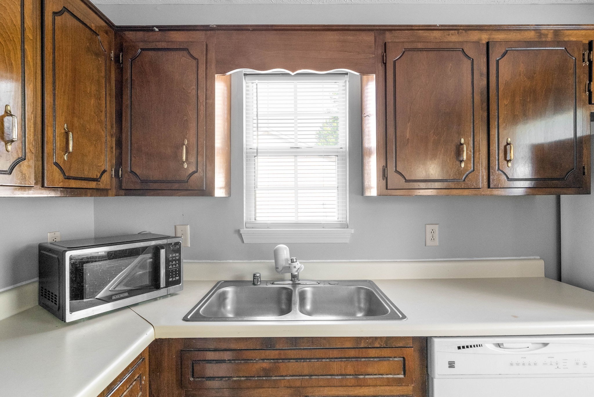 370 Hugh Hunter Road Oak Grove, KY 42262 - Photo 13 of 27 Gallery Image 13