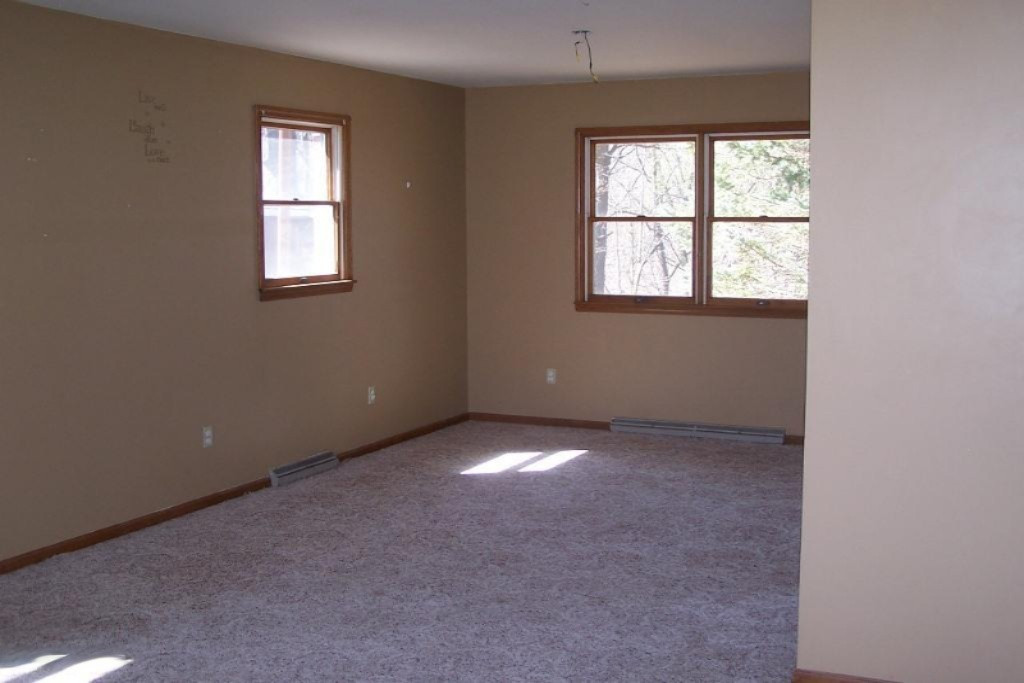 6891 Riverside Drive Mount Pleasant, MI 48858 - Photo 7 of 23 100_6070