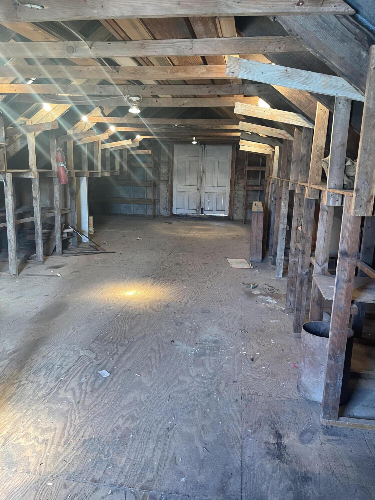 1090 Garner Road Vinton, VA 24179 - Photo 20 of 23 a view of empty room with wooden floor