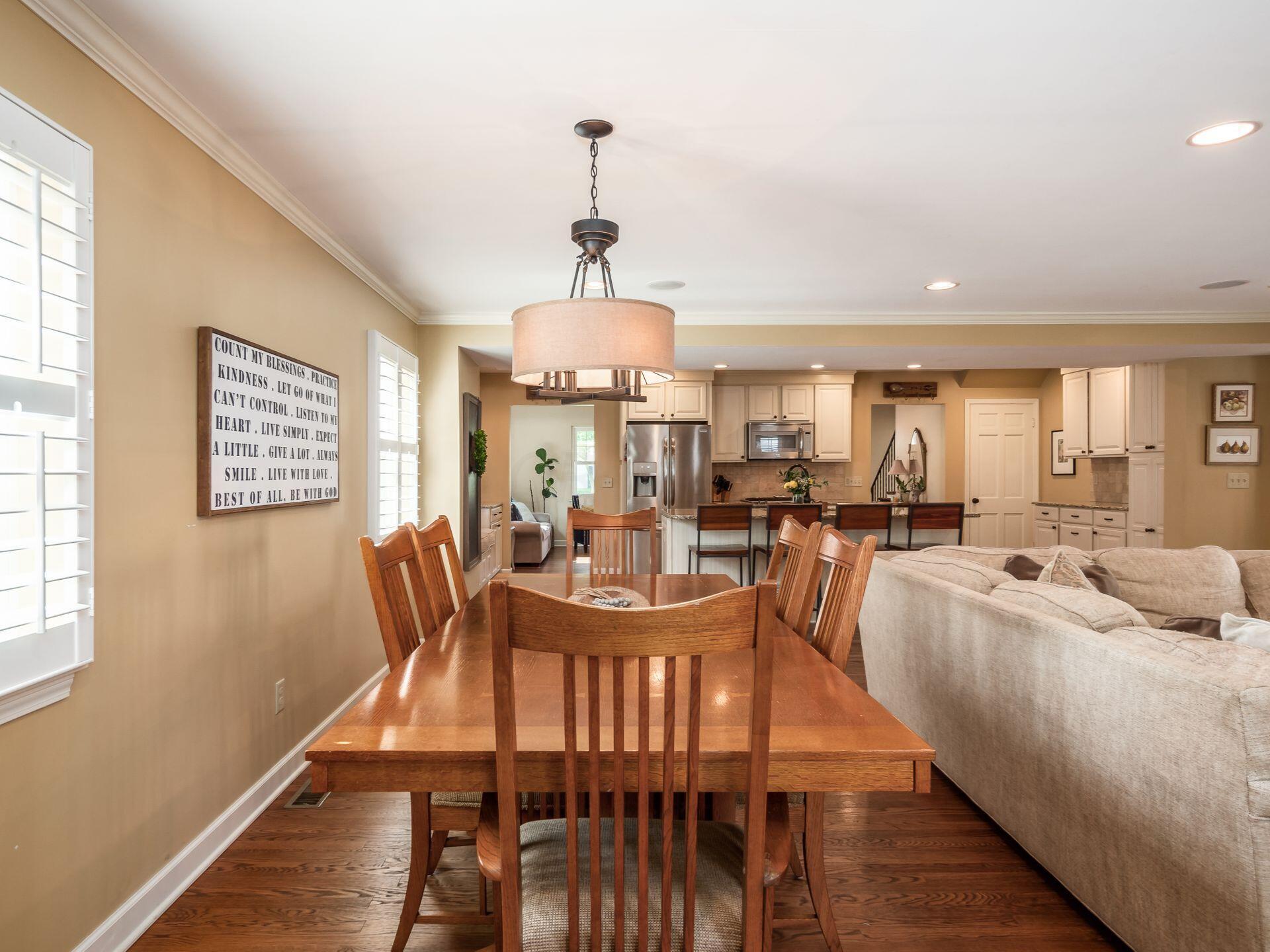 1544 Guilford Road Columbus, OH 43221 - Photo 24 of 76 Dining Area